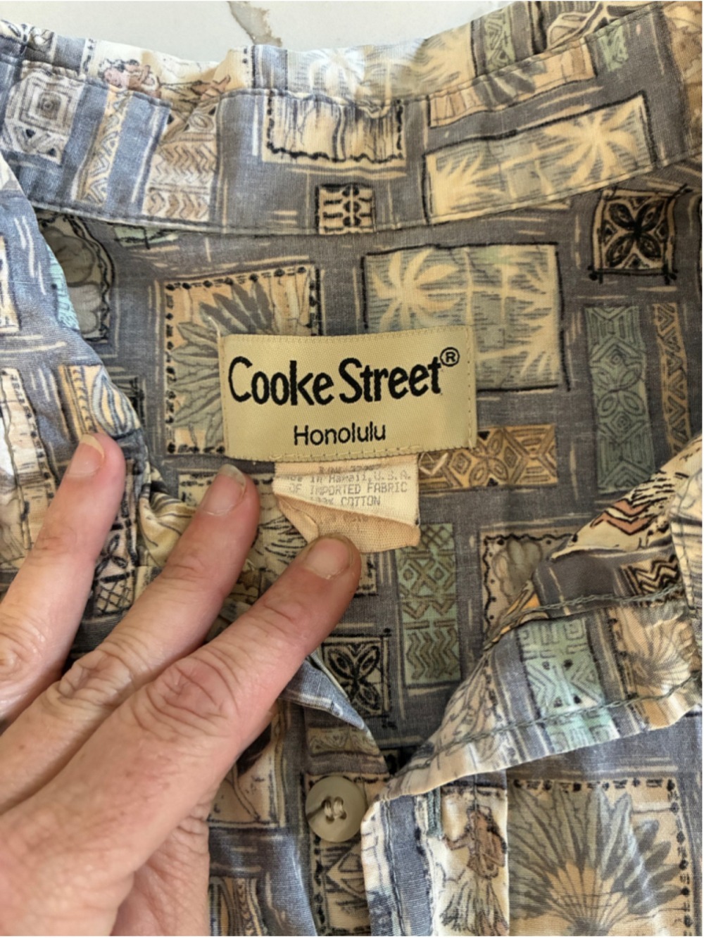 Cooke Street Hawaiian Print Button Down Shirt Large - Picture 3 of 5